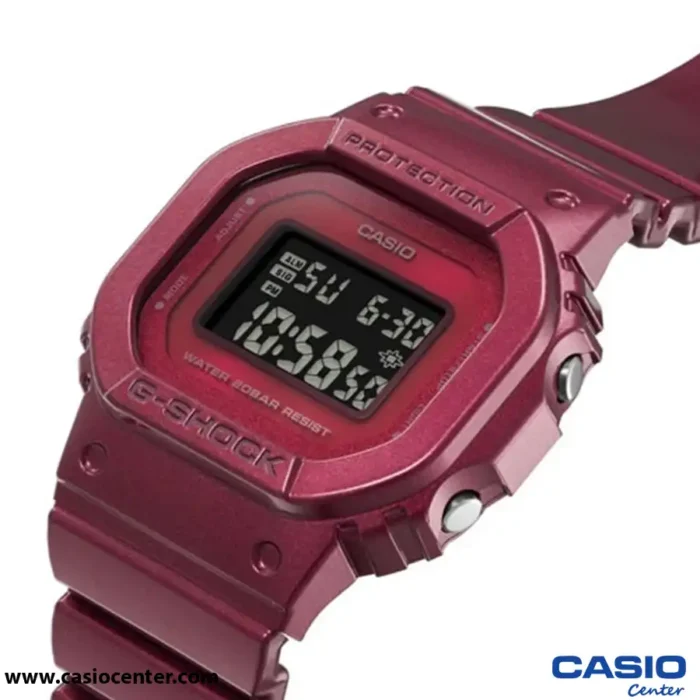 ساعت مچی زنانه کاسیو جی شاک اصل مدل GMD-S5600RB-4DR